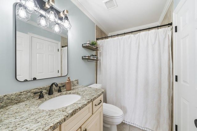 8792 FERNWOOD CV, Germantown, TN 38138