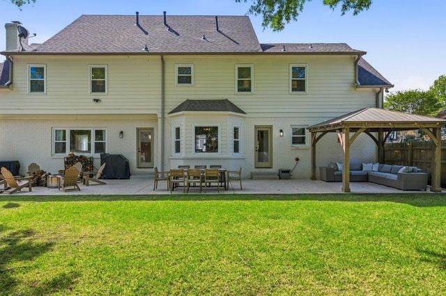 8792 FERNWOOD CV, Germantown, TN 38138