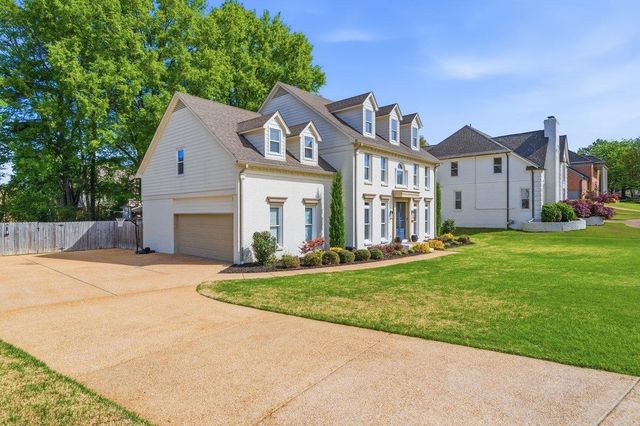 8792 FERNWOOD CV, Germantown, TN 38138