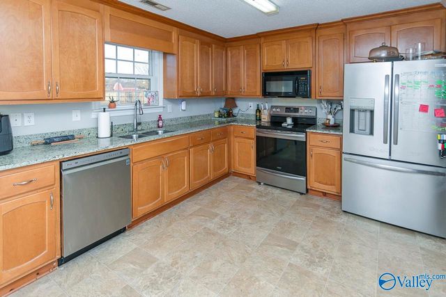 199 Mill Keys Road, Hazel Green, AL 35750