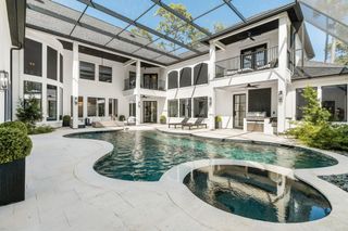 340 W Pines Drive, Montgomery, TX 77356
