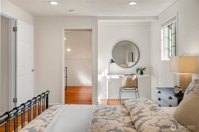 17830 66th Place W, Lynnwood, WA 98037