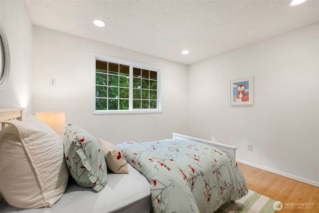 17830 66th Place W, Lynnwood, WA 98037