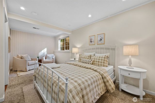 17830 66th Place W, Lynnwood, WA 98037