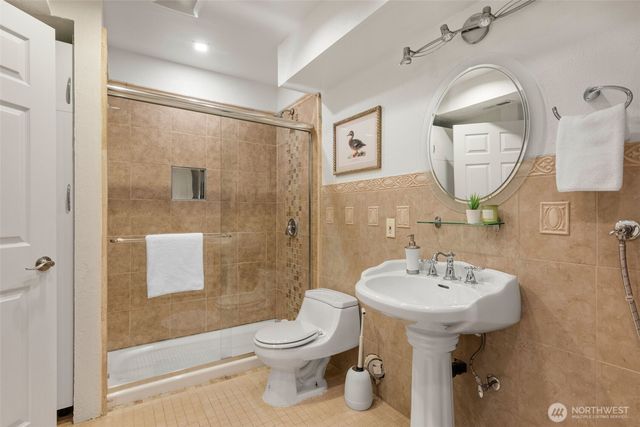 17830 66th Place W, Lynnwood, WA 98037