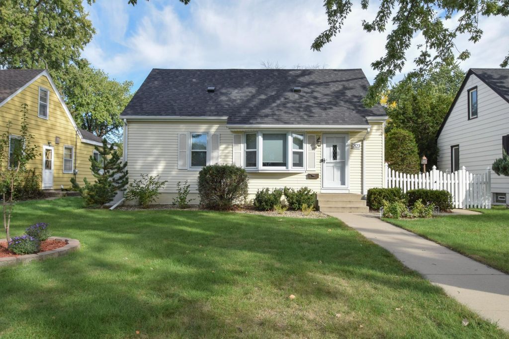 2123 Fairway Drive NE, Columbia Heights, MN 55421 — photo 2