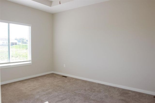 964 NE 64th Avenue, Des Moines, IA 50313