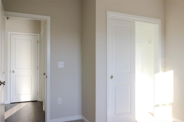 964 NE 64th Avenue, Des Moines, IA 50313