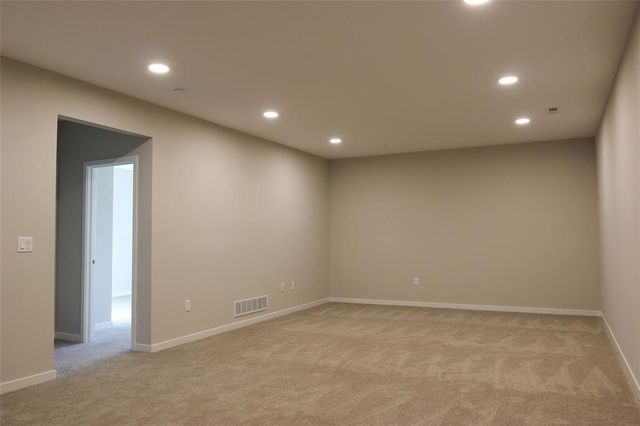 964 NE 64th Avenue, Des Moines, IA 50313