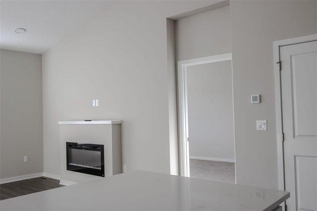 964 NE 64th Avenue, Des Moines, IA 50313