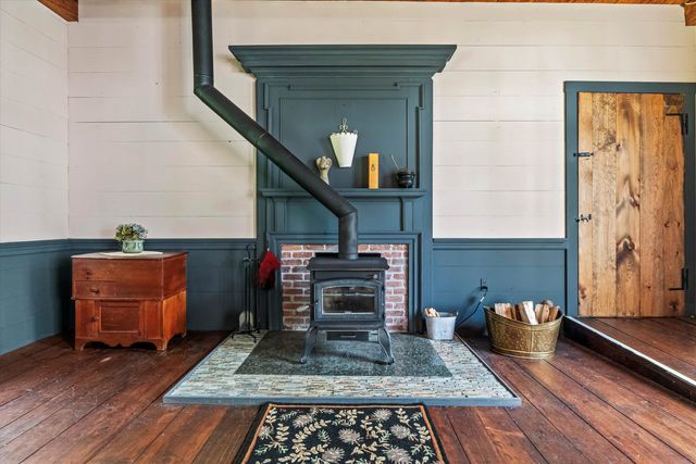 114 Western Avenue, Henniker, NH 03242