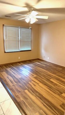 213 N Ryan's Way, St Joseph, MO 64506