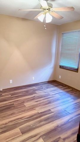 213 N Ryan's Way, St Joseph, MO 64506