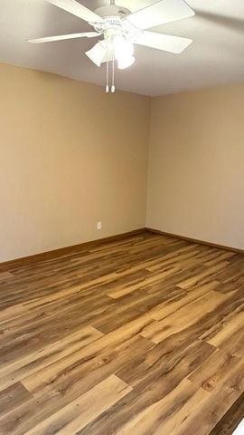 213 N Ryan's Way, St Joseph, MO 64506