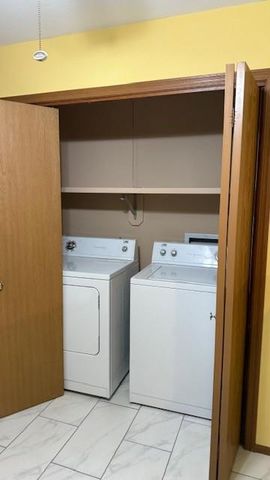 213 N Ryan's Way, St Joseph, MO 64506