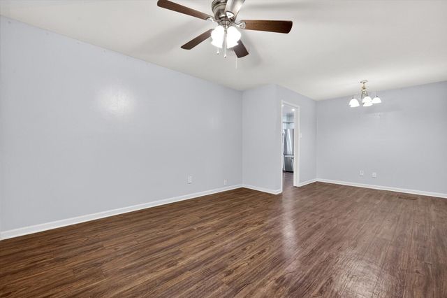 4915 17th Street, Lubbock, TX 79416