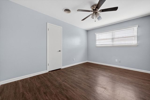 4915 17th Street, Lubbock, TX 79416