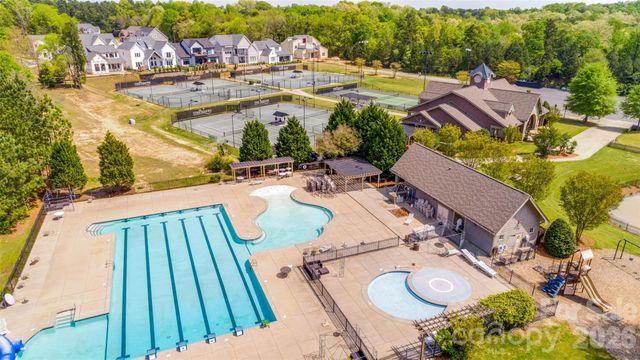 16414 Cozy Cove Road, Charlotte, NC 28278