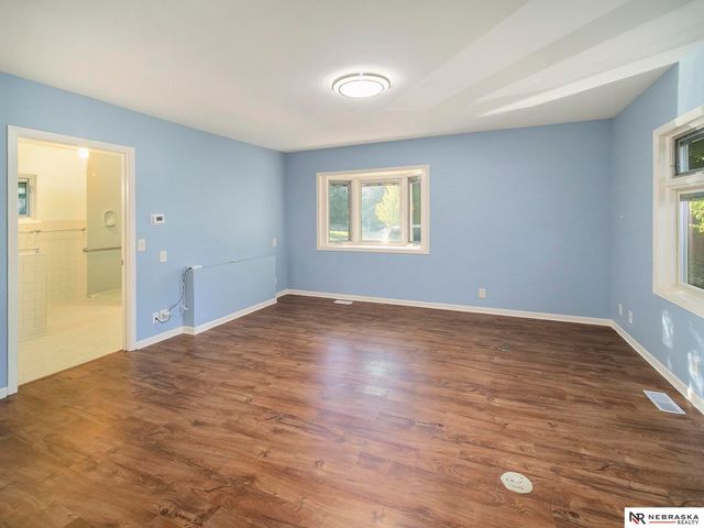 929 S Cotner Boulevard, Lincoln, NE 68510