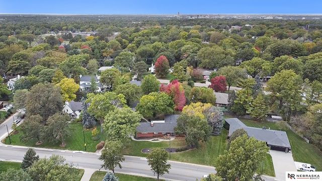 929 S Cotner Boulevard, Lincoln, NE 68510