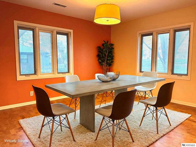 929 S Cotner Boulevard, Lincoln, NE 68510