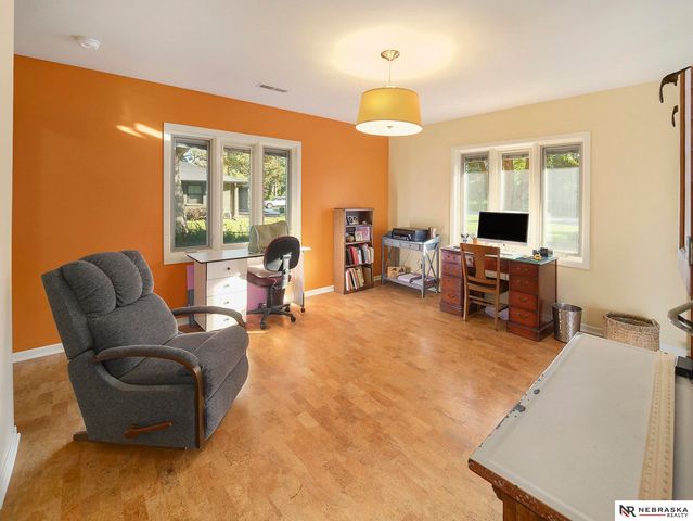 929 S Cotner Boulevard, Lincoln, NE 68510