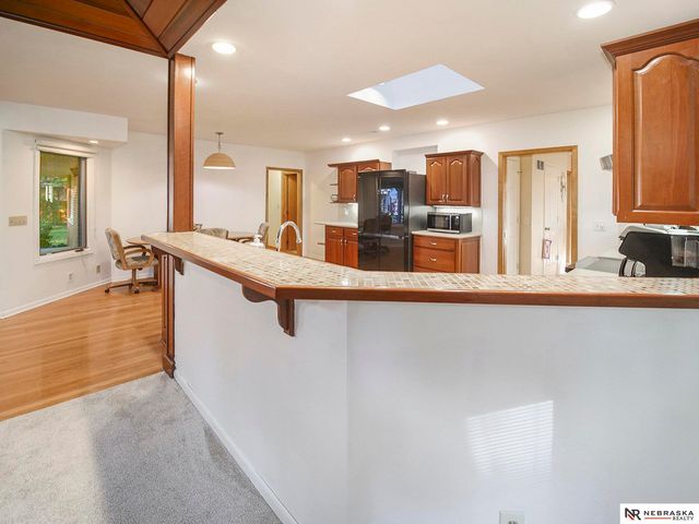 929 S Cotner Boulevard, Lincoln, NE 68510