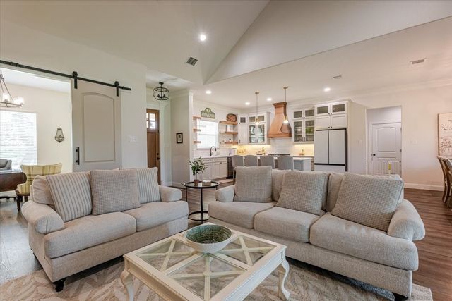 161 Helton Drive, Granbury, TX 76049
