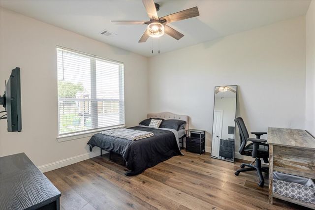 161 Helton Drive, Granbury, TX 76049