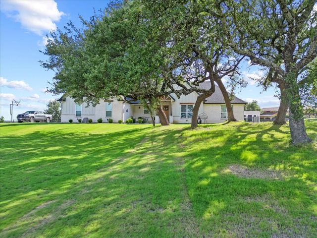 161 Helton Drive, Granbury, TX 76049