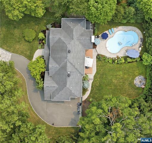 765 Scott Drive, River Vale, NJ 07675