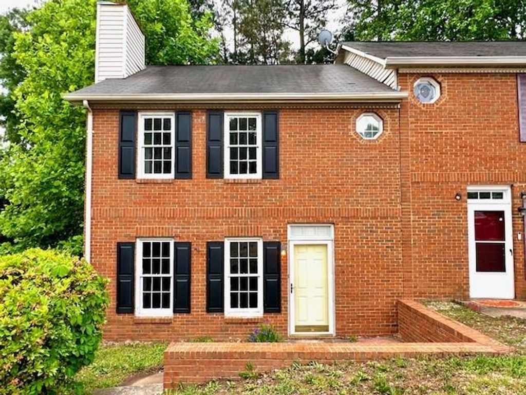 756 Indian Lake Drive NW, Lilburn, GA 30047