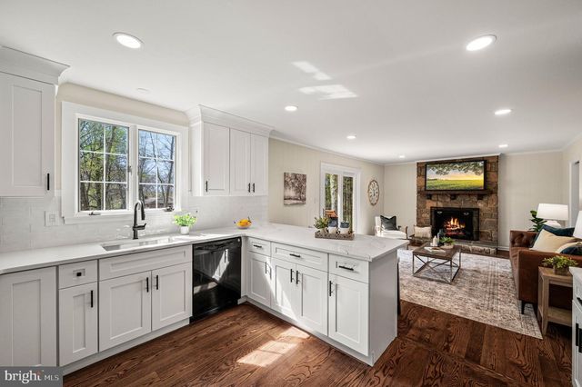 307 CENTER HILL RD, Wilmington, DE 19807