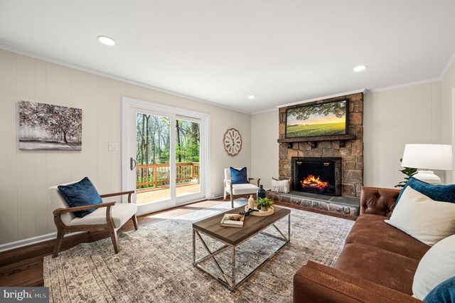 307 CENTER HILL RD, Wilmington, DE 19807