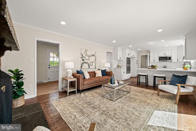 307 CENTER HILL RD, Wilmington, DE 19807