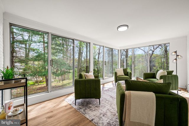 307 CENTER HILL RD, Wilmington, DE 19807