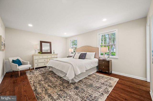 307 CENTER HILL RD, Wilmington, DE 19807