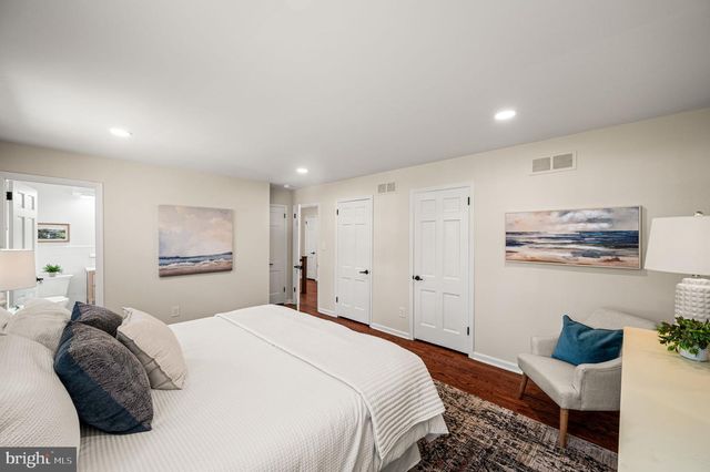 307 CENTER HILL RD, Wilmington, DE 19807