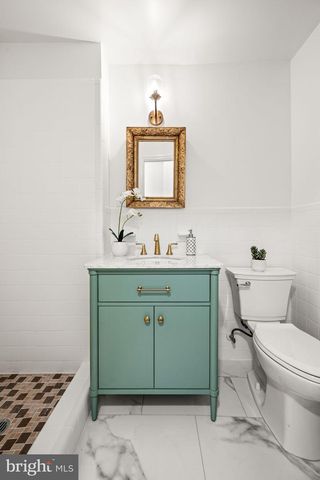 307 CENTER HILL RD, Wilmington, DE 19807