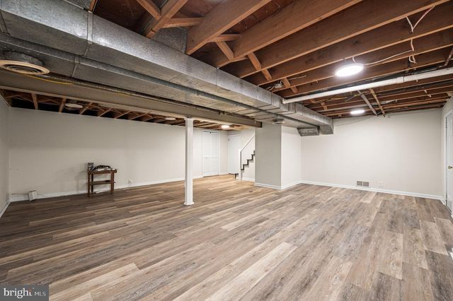 307 CENTER HILL RD, Wilmington, DE 19807