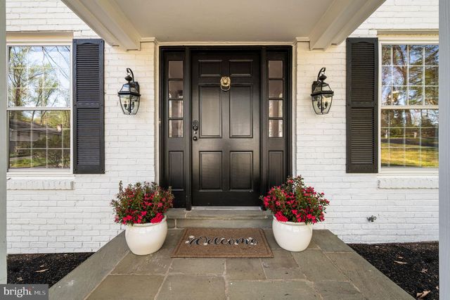 307 CENTER HILL RD, Wilmington, DE 19807