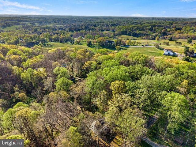 307 CENTER HILL RD, Wilmington, DE 19807