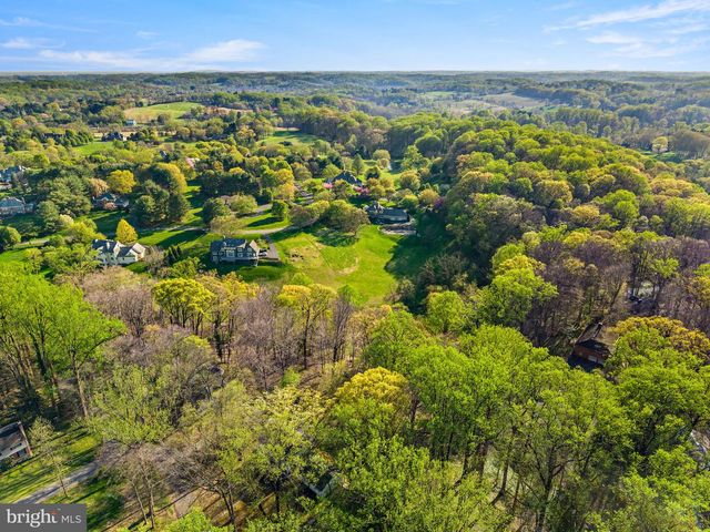 307 CENTER HILL RD, Wilmington, DE 19807