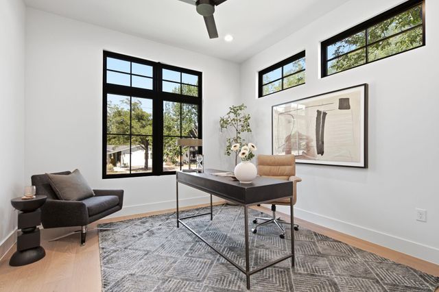 4613 Banister LN, Austin, TX 78745