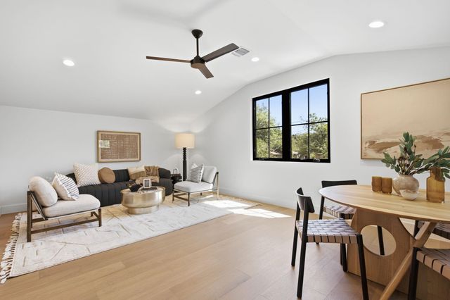 4613 Banister LN, Austin, TX 78745