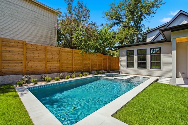 4613 Banister LN, Austin, TX 78745