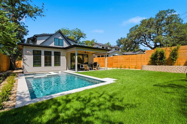 4613 Banister LN, Austin, TX 78745