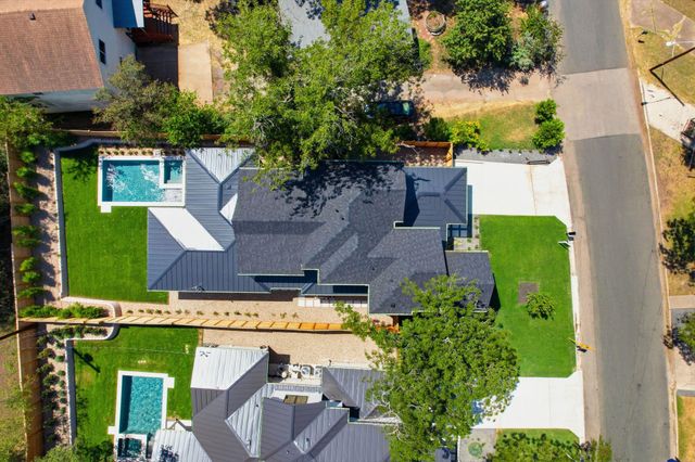 4613 Banister LN, Austin, TX 78745