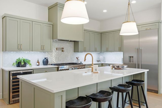 4613 Banister LN, Austin, TX 78745