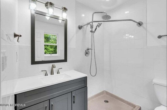43 3rd St Street, Manchester, NJ 08759